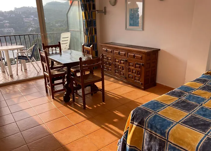 Bertur Cala Llevado Апартаменты Тосса-де-Мар