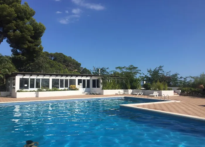 Bertur Cala Llevado Апартаменты Тосса-де-Мар